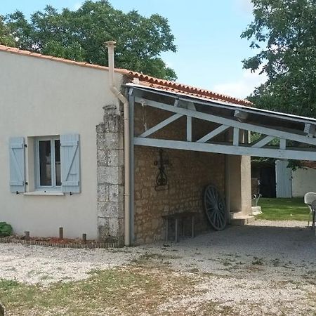 Le Clos Des Chevaliers 퐁 외부 사진